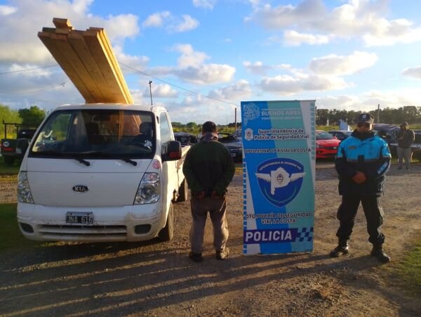 Cayó en Ruta 11 con una camioneta adulterada y pedido de secuestro 2 WhatsApp Image 2025 10 29 at 09.56.59