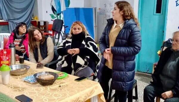 candela lopez reunion